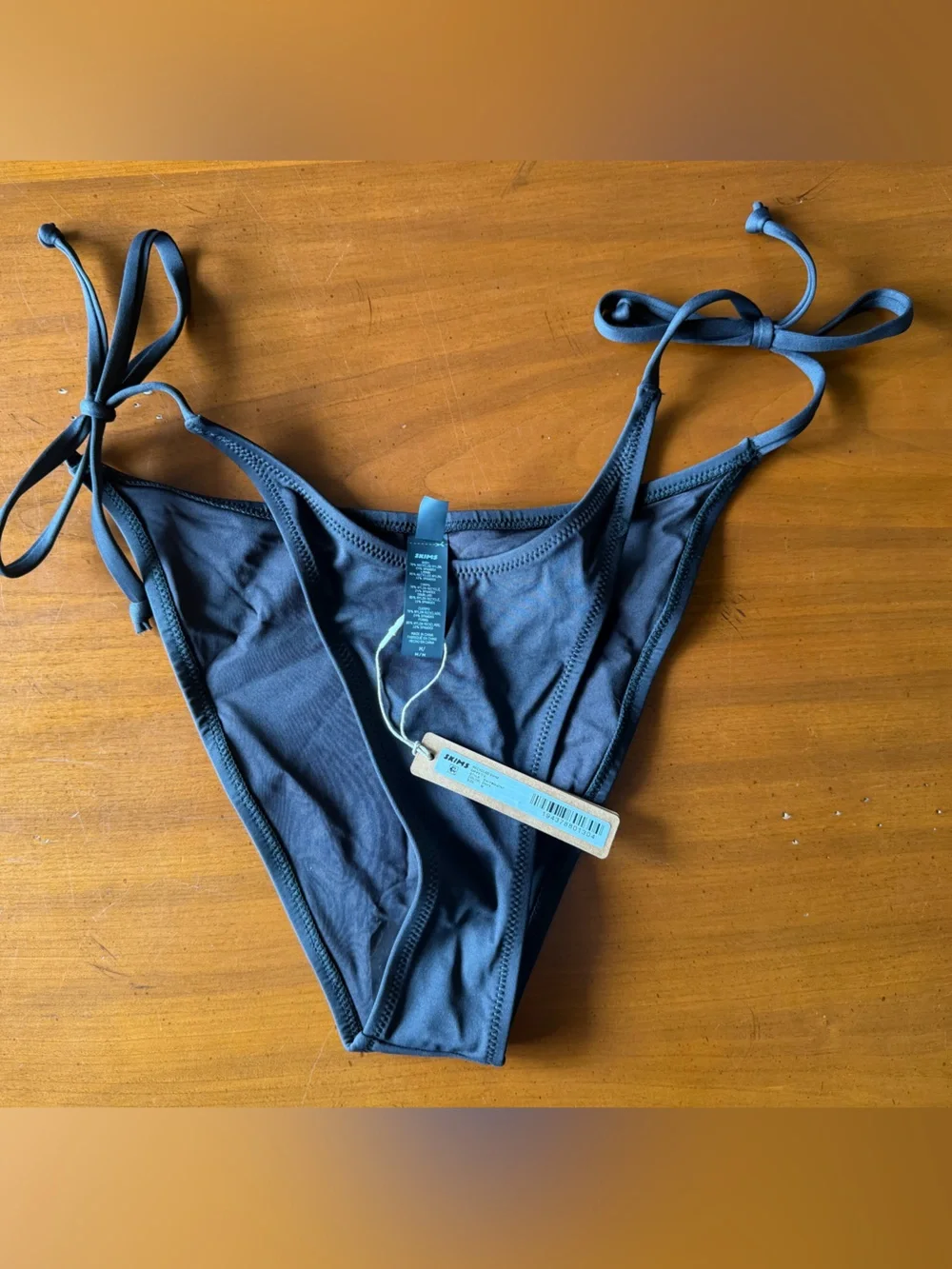 SKIMS triangle & side tie bikini, NWT, Onyx